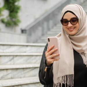 Long Coat Islamic Hijab – Modesty Meets Modern Elegance